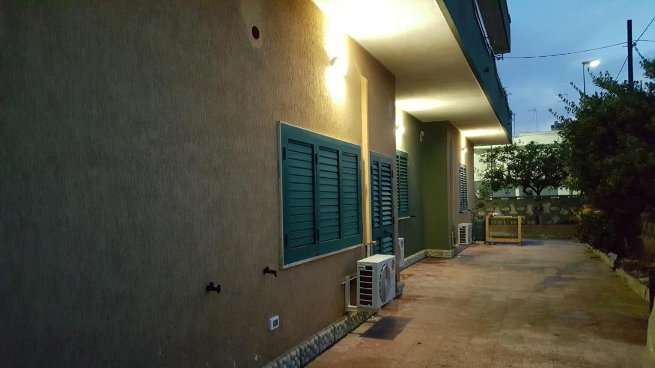 Mediterranea Guest House Porto Cesareo Exterior foto